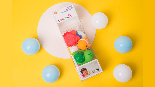 化妝品包裝盒一次性打包回家的外帶包裝，相比過(guò)去可以節(jié)省50% 的消耗